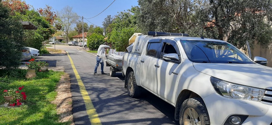 חלוקת שי לותיקים לכבוד החג