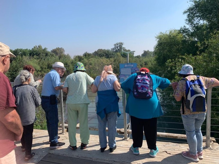 מרכז יום "נווה אשר" 
במסגרת מיזם "שלישי בטבע"